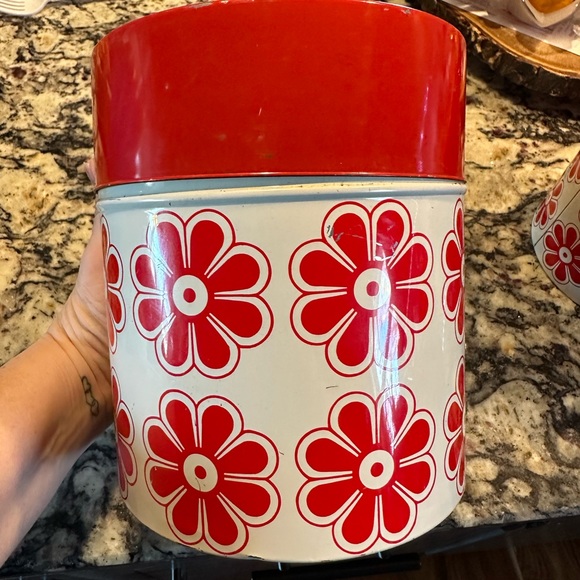 Vintage Retro Metal Canister set Red/White Flowers - Picture 2 of 15
